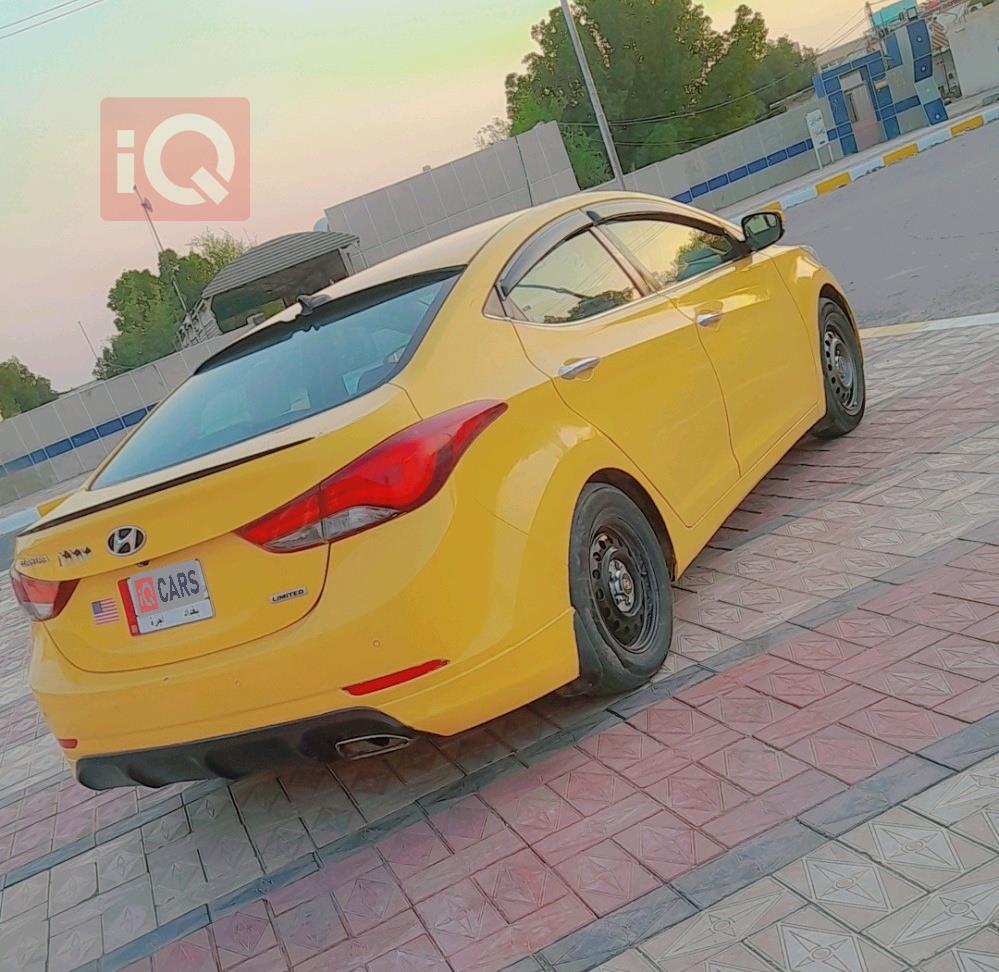 Hyundai Elantra